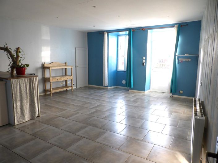 Image No.6-2 Bed House for sale