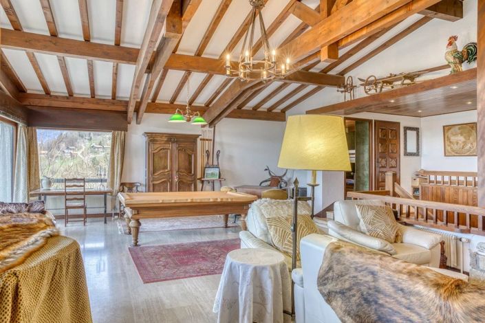 Image No.2-4 Bed House for sale