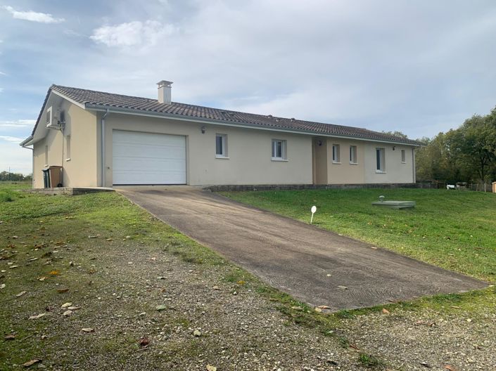 Image No.10-3 Bed House for sale