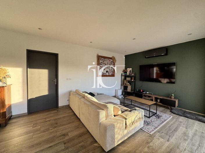 Image No.5-3 Bed House for sale