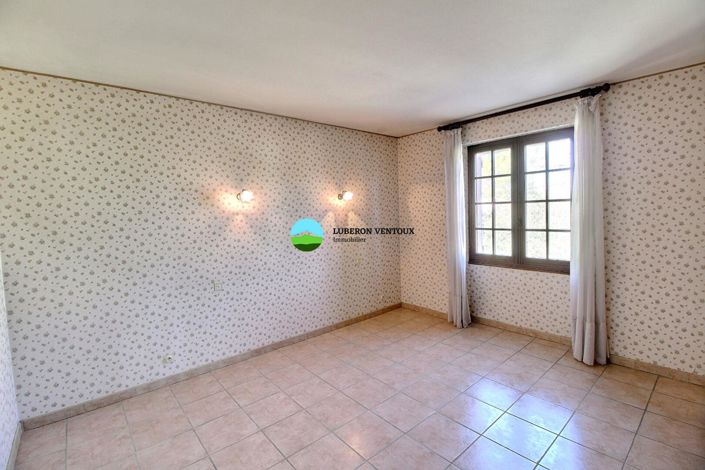 Image No.12-4 Bed House for sale