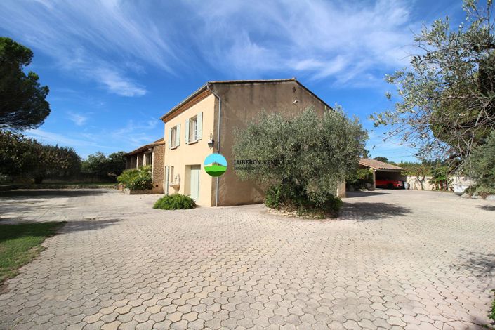 Image No.15-4 Bed House for sale