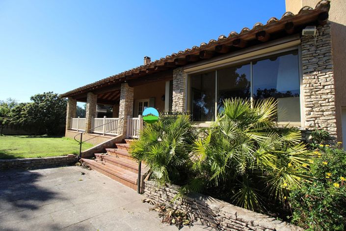 Image No.3-4 Bed House for sale