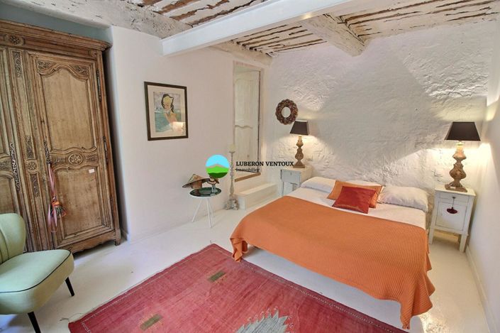 Image No.17-5 Bed House for sale