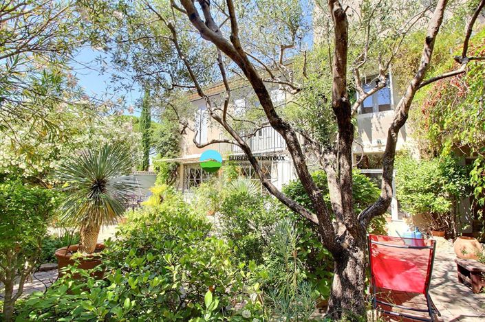 Image No.2-5 Bed House for sale