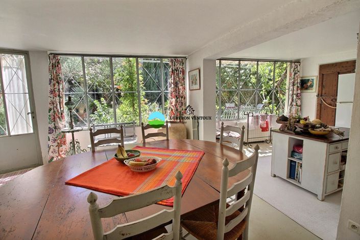 Image No.7-5 Bed House for sale