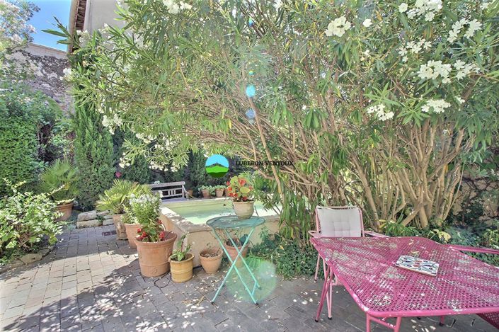 Image No.9-5 Bed House for sale