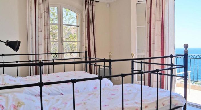 Image No.5-5 Bed House for sale