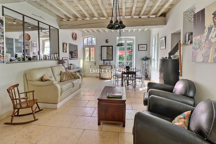 Image No.2-5 Bed House for sale