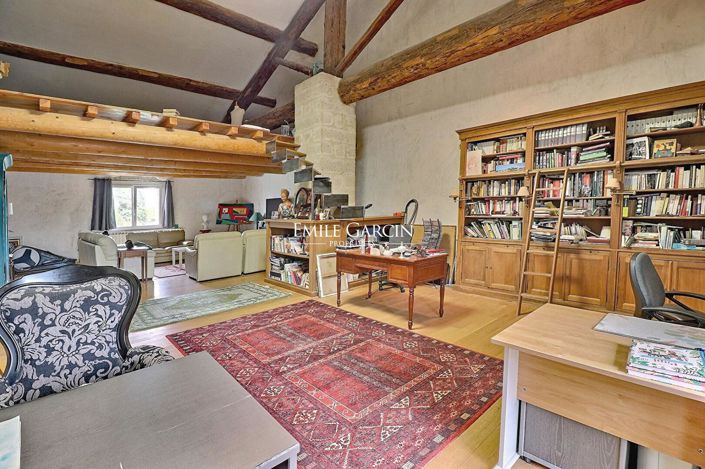 Image No.5-5 Bed House for sale