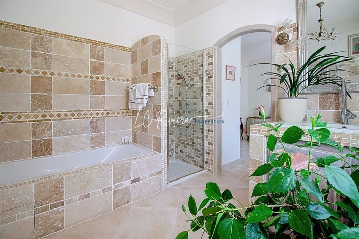 Image No.7-Propriété de 4 chambres à vendre à Roquebrune-sur-Argens