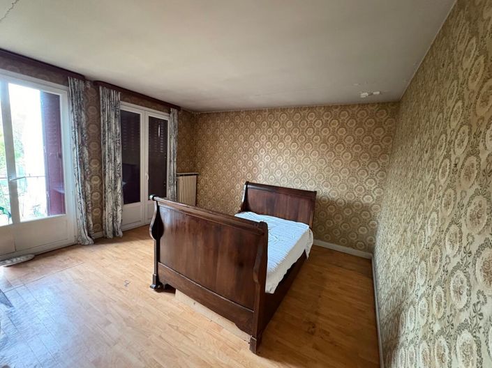 Image No.4-House for sale