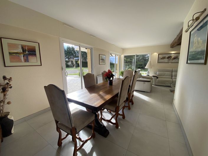 Image No.10-5 Bed House for sale