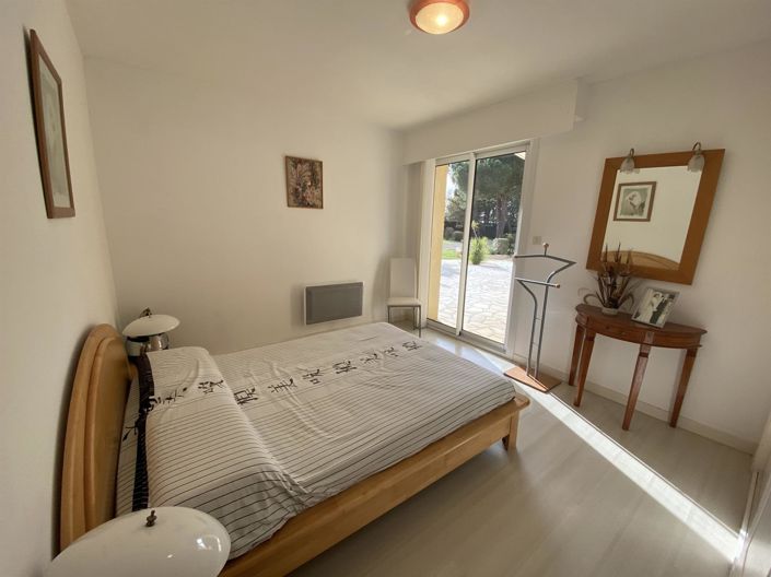 Image No.16-5 Bed House for sale