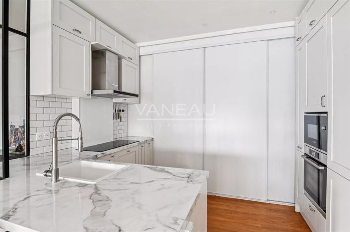 Image No.8-3 Bed Apartment for sale