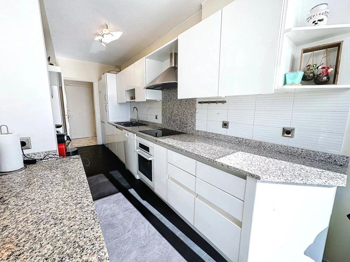 Image No.7-3 Bed Apartment for sale