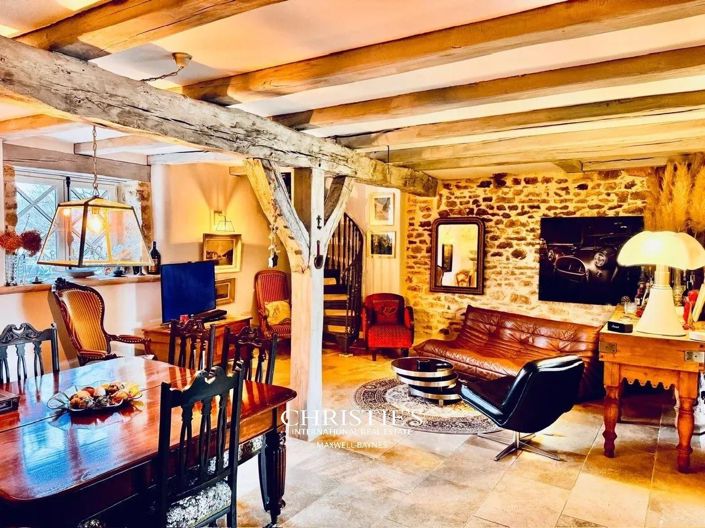 Image No.10-6 Bed House for sale