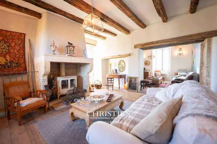 Image No.13-6 Bed House for sale