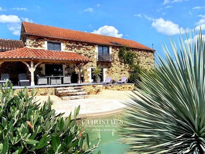 Image No.20-6 Bed House for sale