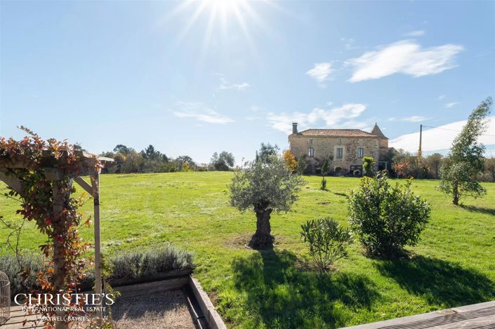 Image No.22-6 Bed House for sale