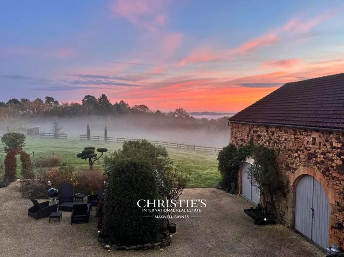 Image No.30-6 Bed House for sale