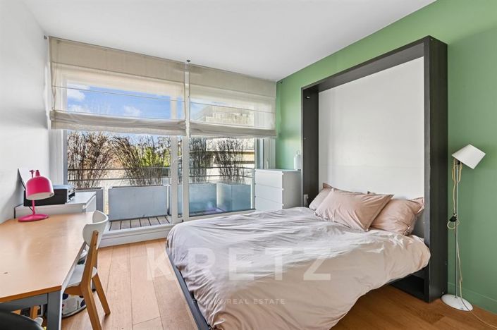 Image No.12-3 Bed Apartment for sale