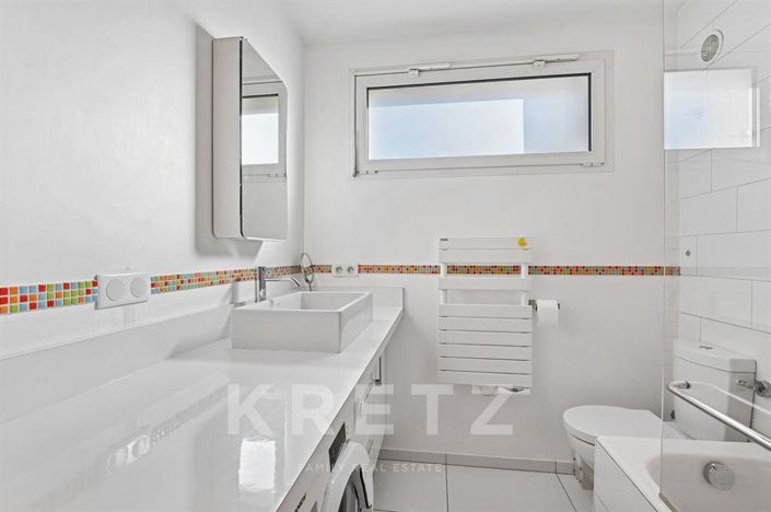 Image No.15-4 Bed Apartment for sale