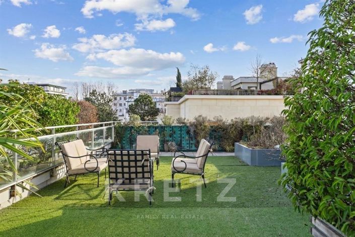 Image No.17-4 Bed Apartment for sale