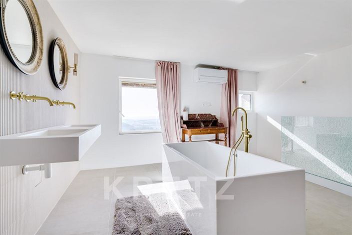 Image No.5-Maison de 4 chambres à vendre à Eguilles