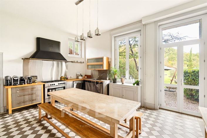 Image No.4-7 Bed House for sale