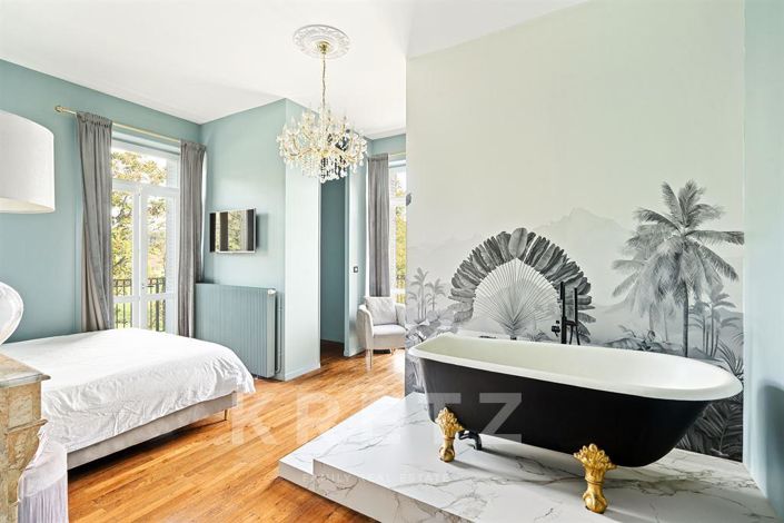 Image No.5-7 Bed House for sale