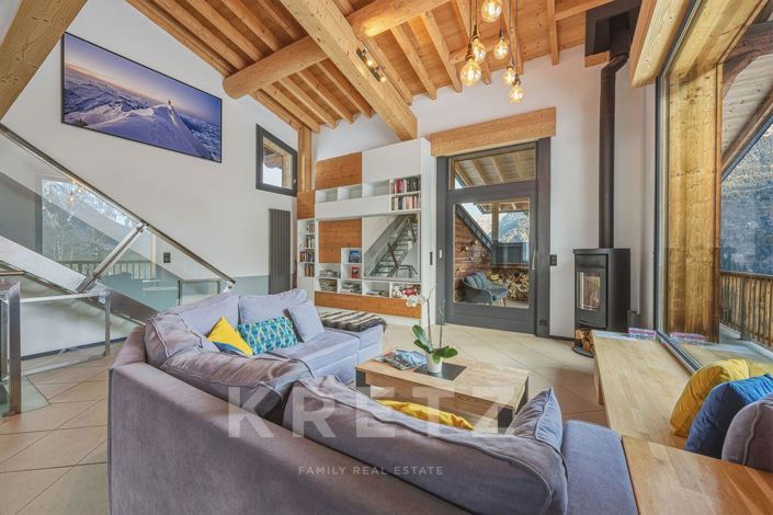 Image No.14-6 Bed House for sale