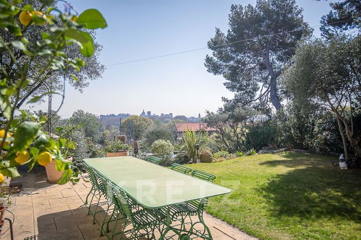 Image No.9-4 Bed House for sale