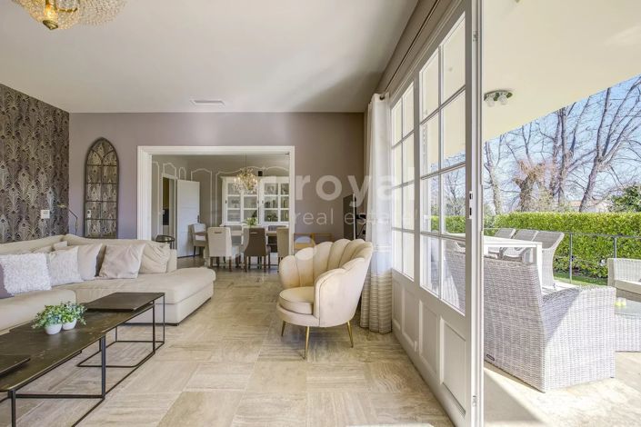 Image No.18-5 Bed House for sale