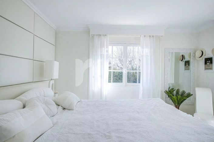 Image No.29-5 Bed House for sale