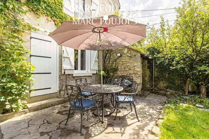 Image No.11-3 Bed House for sale