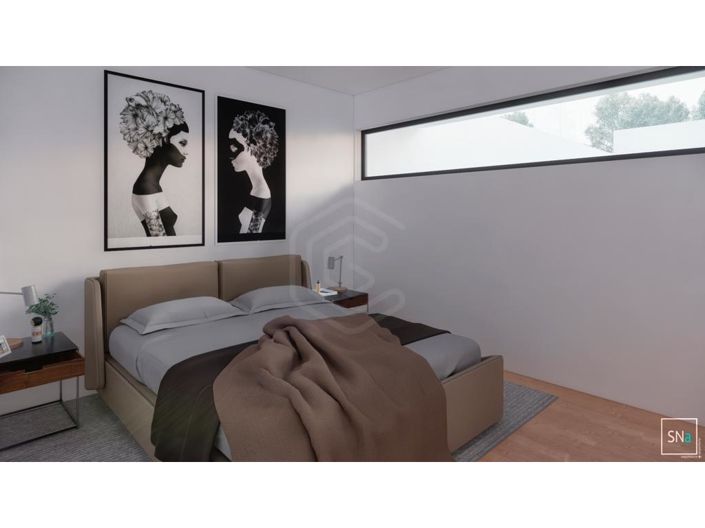 Image No.21-4 Bed House for sale