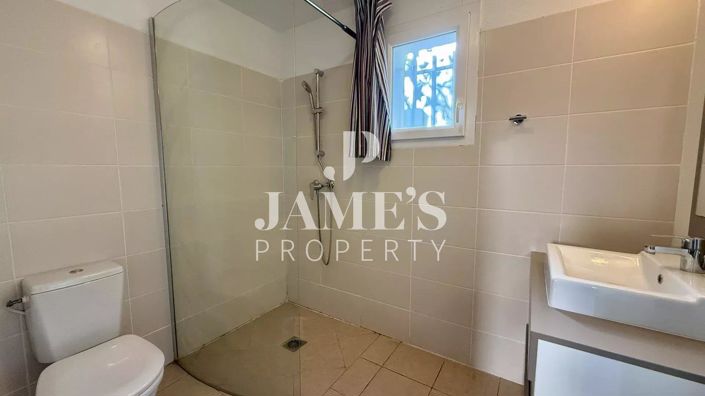 Image No.7-2 Bed House for sale