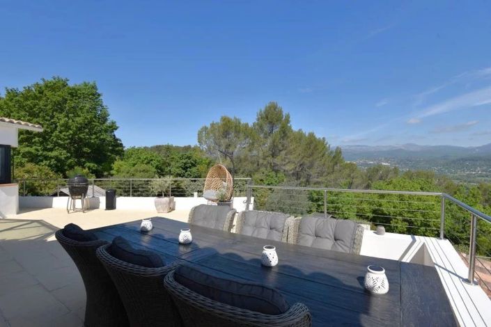 Image No.21-4 Bed House for sale