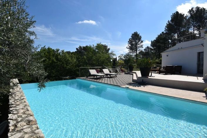 Image No.24-4 Bed House for sale