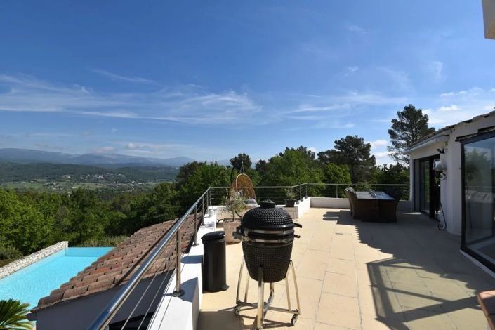 Image No.26-4 Bed House for sale