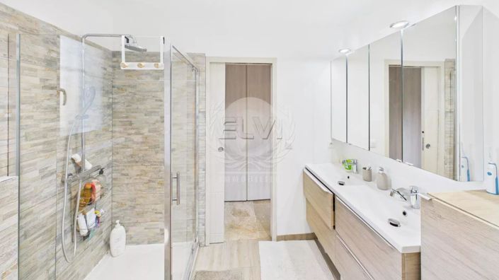 Image No.7-Maison de 4 chambres à vendre à Le Plan-de-la-Tour