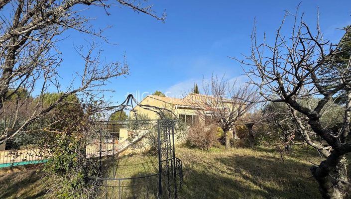 Image No.2-Maison de 4 chambres à vendre à La Roque-sur-Pernes