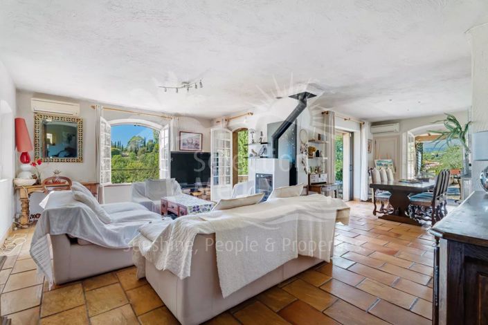 Image No.2-Maison de 3 chambres à vendre à Valbonne