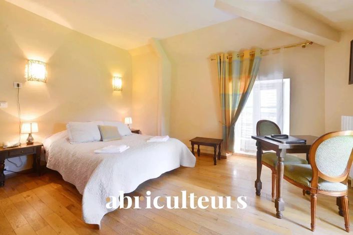 Image No.15-14 Bed House for sale