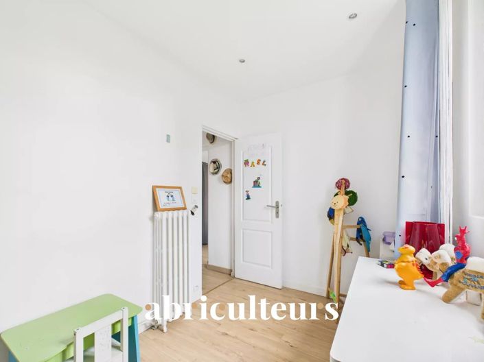 Image No.14-3 Bed House for sale