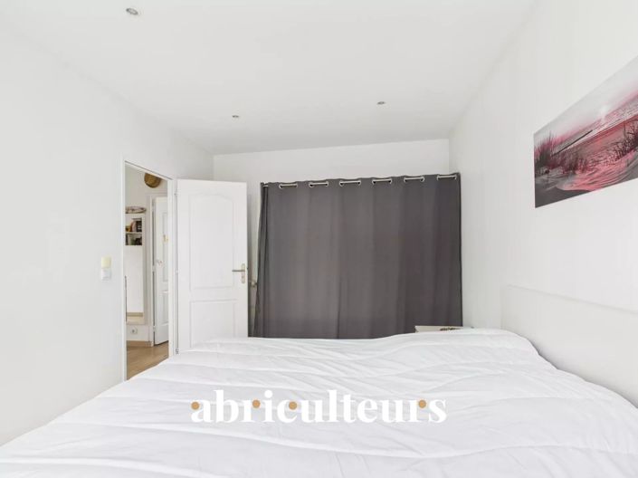 Image No.16-3 Bed House for sale