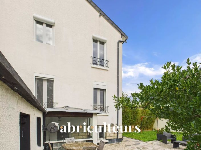 Image No.2-3 Bed House for sale