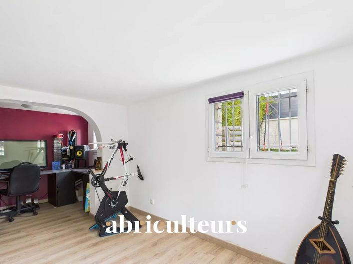 Image No.22-3 Bed House for sale