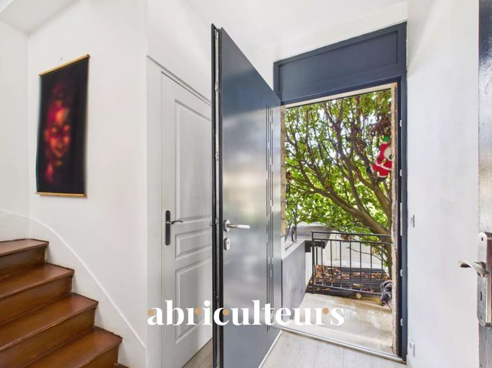 Image No.4-3 Bed House for sale